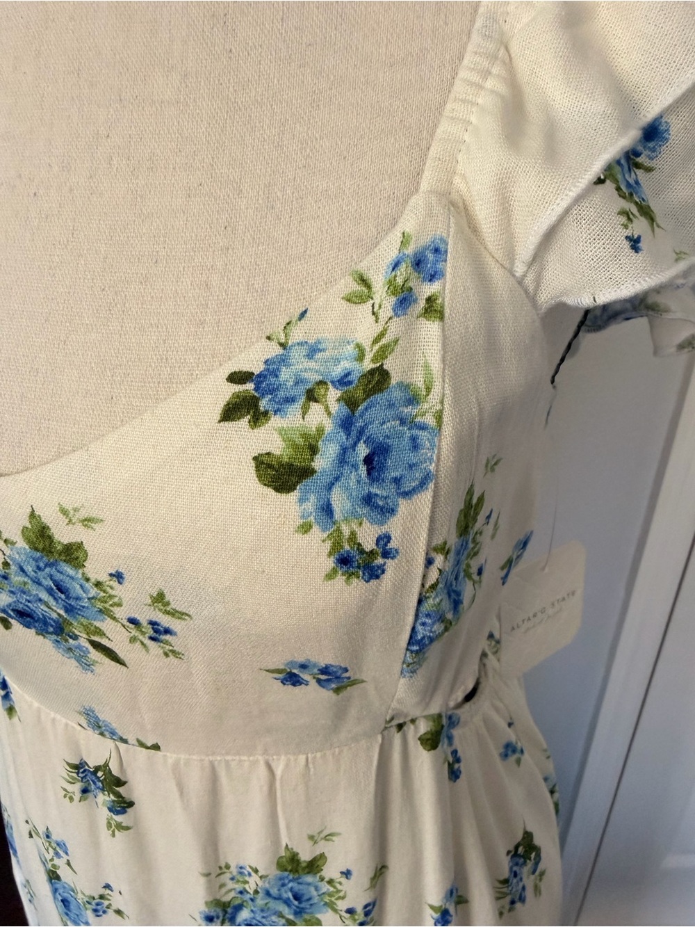 Altar’d State White Floral Ruffle Sleeve Midi Dress in Blue - Picture 3 of 9